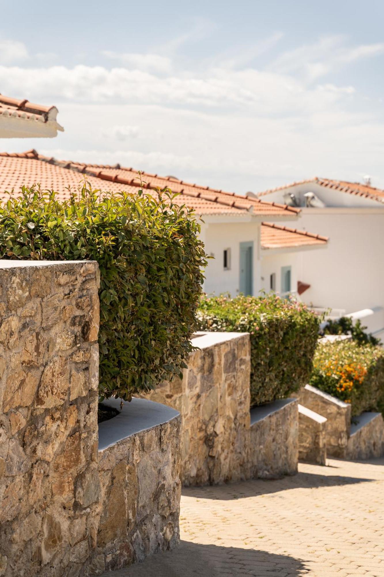 Oniro Skiathos Hotel
